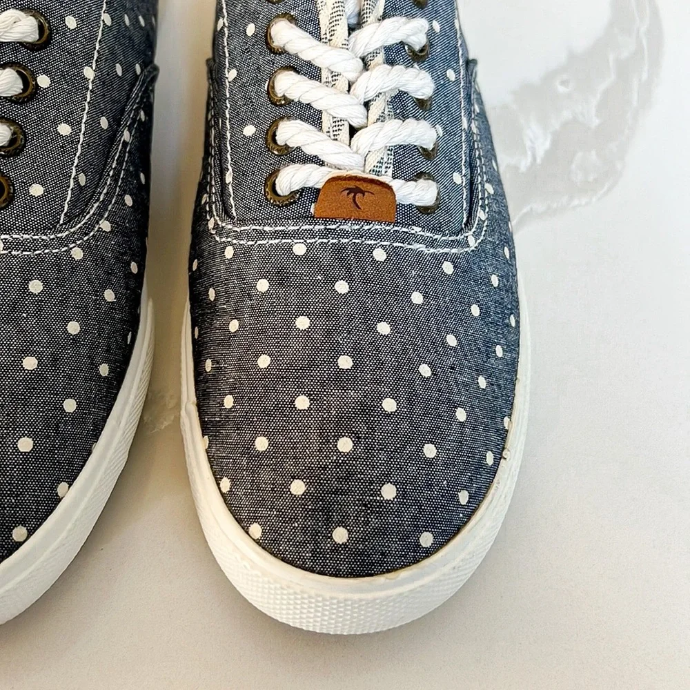 Margaritaville Blue and White Denim Polka Dot Lace Up Sneakers Sz 11 - Picture 8 of 13